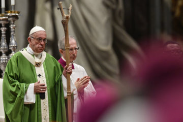 Papst Franziskus während des Gottesdienstes zum Abschluss der 15. ordentlichen Generalversammlung der Bischofssynode unter dem Motto: "Jugend, Glaube und Berufungsunterscheidung" am 28. Oktober 2018 im Petersdom im Vatikan.