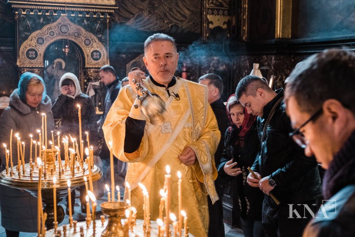 181029-93-000030 Ukrainisch-orthodoxer Gottesdienst