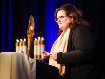 Teresa Pitt Green, Opfer sexuellen Missbrauchs in der katholischen Kirche in den USA, spricht während der Herbstvollversammlung der US-amerikanischen Bischofskonferenz (USCCB) am 12. November 2018 in Baltimore.