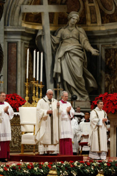 Papst Franziskus während des Gottesdienstes zum Hochfest der Erscheinung des Herrn (Dreikönigsfest) im Petersdom im Vatikan am 6. Januar 2019.