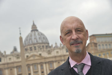Peter Isley, Gründungsmitglied des Netzwerks "Ending Clergy Abuse" (ECA), am 18. Februar 2019 im Vatikan. Das Netzwerk ist eine Vereinigung der Opfer von sexuellem Missbrauch durch den Klerus.