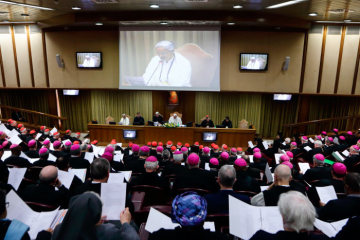 Bischöfe, Kardinäle und Ordensleute bei der Eröffnung des Anti-Missbrauchsgipfels mit Papst Franziskus am 21. Februar 2019 im Vatikan.
