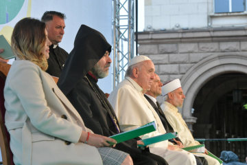 Papst Franziskus nimmt am 6. Mai 2019 in Sofia an einem ökumenischen Friedensgebet teil.