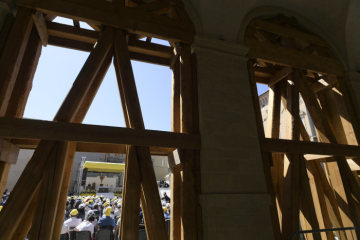 Messe mit Papst Franziskus auf dem zentralen Platz von Camerino am 16. Juni 2019, einem Ort in der vom Erdbeben getroffenen Region Macerata.