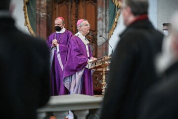 Ludwig Schick, Erzbischof von Bamberg, bei einem Gottesdienst am 10. März 2022 in der Basilika Vierzehnheiligen.