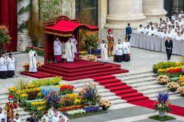 Ostermesse mit Papst Franziskus am 21. April 2019 auf dem Petersplatz im Vatikan.