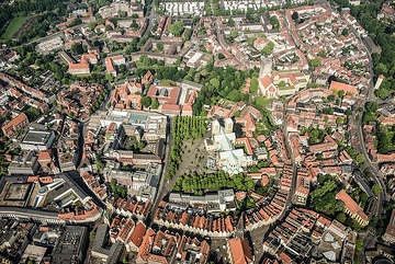 Luftaufnahme des Doms und der Altstadt in Münster am 13. Mai 2018.