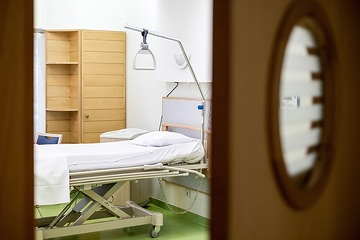 Blick in ein leeres Zimmer der Palliativstation der medizinischen Einrichtung Jeanne Garnier am 28. Mai 2018 in Paris. Achtung, das Bild darf nicht im Zusammenhang mit Sterbehilfe verwendet werden!