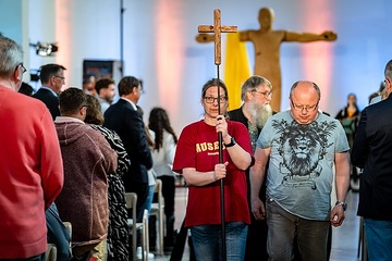 Ökumenischer Gottesdienst zur Eröffnung der "Woche für das Leben" am 13. April 2024 in der Marienkirche des Sankt Vicenzstiftes in Rüdesheim.