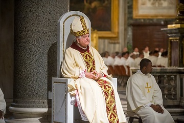Kardinal Emil Paul Tscherrig, Apostolischer Nuntius in Italien und San Marino, bei einer Bischofsweihe am 20. April 2024 in der Basilika Santa Maria Maggiore in Rom (Italien).